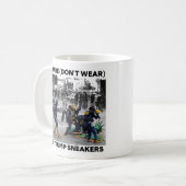 TASSE À CAFE "LES BASKETS DE TRUMP" (Devant gauche)