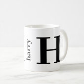 Tasse à café noir et blanc avec monogramme moderne (Devant droit)