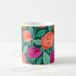Tasse à café papillon et roses colorées abstraites