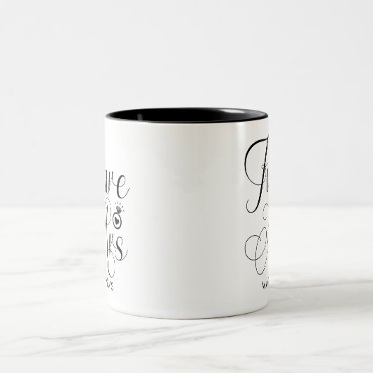 Tasse à café personnalisée Future Mrs Calligraphy (Centre)