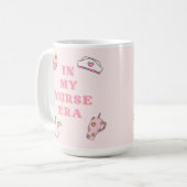 Tasse à café rose de mon époque d'infirmière (Devant gauche)