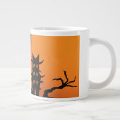 Tasse à café silhouette de château effrayant - Est (Droite)