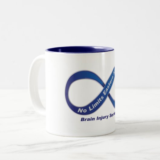 Tasse à deux tons (Devant gauche)