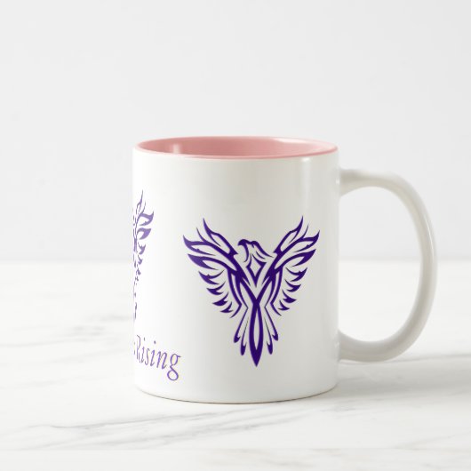 Tasse à deux tons en hausse pourpre majestueuse de (Droit)