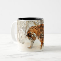 Tasse à deux tons noire avec la copie de famille