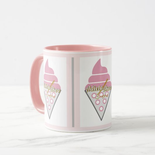 Tasse à glace irrésistible par le poète Adiela Ako (Devant gauche)