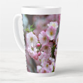 Tasse à Latte Fleurs de Cerisier (Angle gauche)