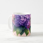 Tasse à monogramme floral lilas à l'ancienne (Devant gauche)