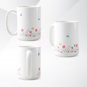 Tasse à motif de fleurs simple