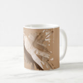 Tasse à texture de papier abstrait beige - Monogra (Devant droit)