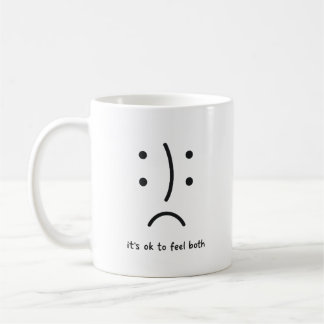 Tasse à visage émotionnel double minimaliste