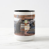 Tasse antique de machine à écrire (Centre)