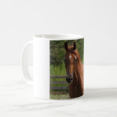 Tasse Arabe de cheval de châtaigne (Devant gauche)