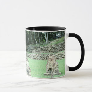 Tasse archéologique des ruines mayas anciennes de
