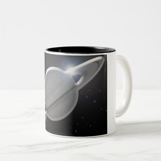 tasse argentée de Saturne (Devant droit)