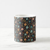 Tasse avec branches et fleurs (Centre)