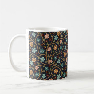 Tasse avec branches et fleurs