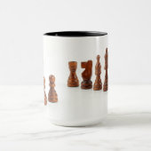 Tasse avec des pièces d'échecs (Centre)