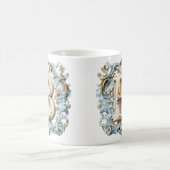 Tasse 'B' en monogramme baroque pour une princesse (Centre)
