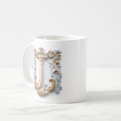 Tasse Baroque avec la lettre 'J' pour une princess (Devant gauche)