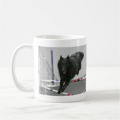 Tasse belge d'agilité de chien de berger (Gauche)