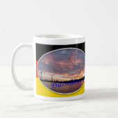Tasse bilatérale de coucher du soleil de (Gauche)