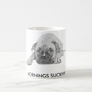 Tasse blanche avec l'image de chien de boxeur