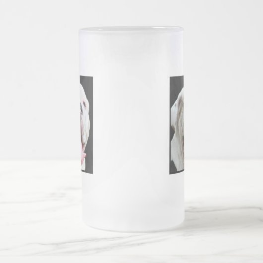 Tasse blanche de bouledogue (Centre)