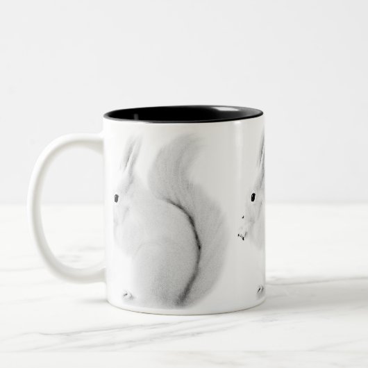 Tasse blanche d'écureuil (Gauche)