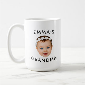 Tasse blanche photo bébé de la grand-mère d'Emma