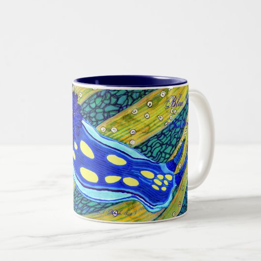 Tasse bleue de Dorid (Devant droit)