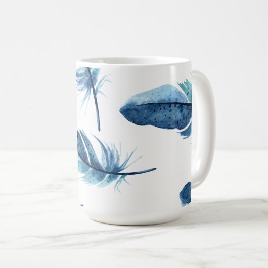 Tasse bleue de plume (Devant droit)