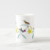 Tasse botanique de porcelaine tendre de fleur (Devant)