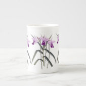 Tasse botanique florale de porcelaine tendre (Devant)