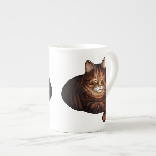 Tasse Brown de porcelaine tendre de chat tigré de (Devant droit)