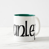 Tasse celtique de dragon de Shanley (Devant droit)