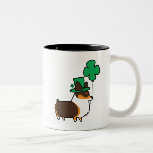 Tasse chanceuse CorgiThings de shamrock de corgi