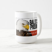 Tasse chauve et fière d'Eagle chauve (Devant droit)