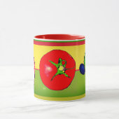 Tasse colorée avec avocat oignon et tomate (Centre)