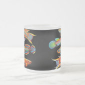 Tasse colorée en verre givré de Killifish (Centre)