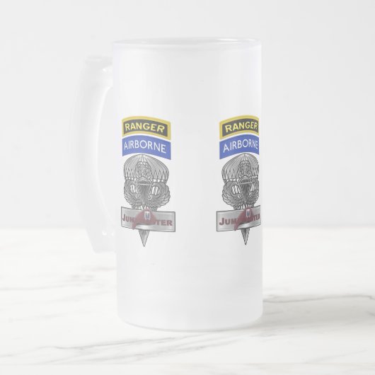 Tasse commémorative Airborne Ranger Jumpmaster (Devant gauche)