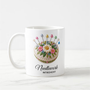 Tasse Coussin à Épingles Brodé — Introverti de la