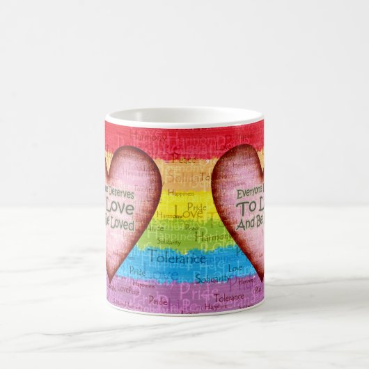 Tasse d'amour de fierté d'arc-en-ciel (Centre)