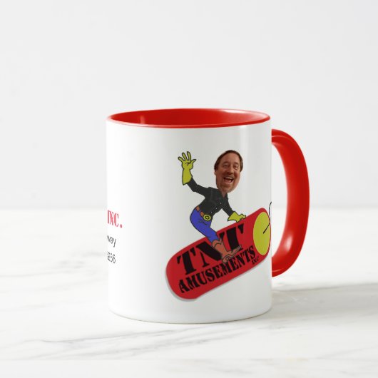 Tasse d'amusements de TNT (Devant droit)