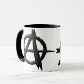 Tasse d'anarchie (Devant gauche)