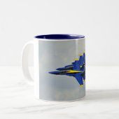 Tasse d'anges bleus (Devant gauche)
