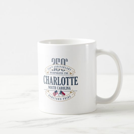 Tasse d'anniversaire de Charlotte, la Caroline du (Droite)
