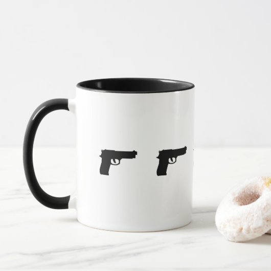 Tasse d'arme à feu de café (Avec donut)