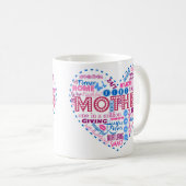 Tasse d'art de mot de coeur de mère (Devant droit)