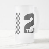 Tasse de 2 tons (Devant droit)